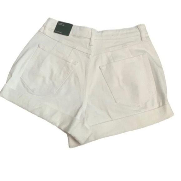 shorts - Picture 2 of 7